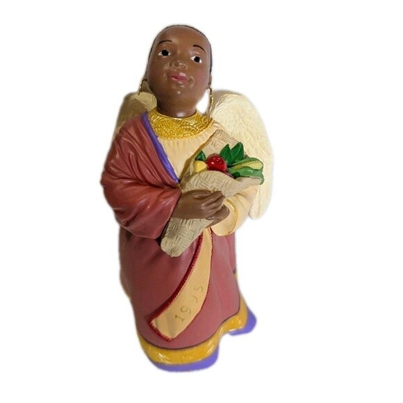 1995 Hallmark Keepsake Ornament A Celebration of Angels No. 1 Kwanzaa - Picture 6 of 7